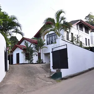 Homestay Antique Tourists, Kandy